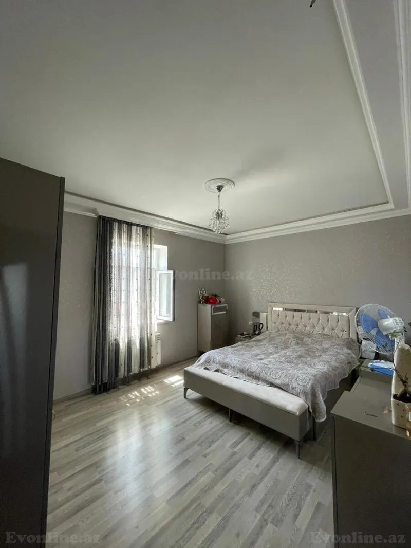 Satılır 6 otaqlı Həyət evi 250 m² Yeni Ramana - şəkil 3