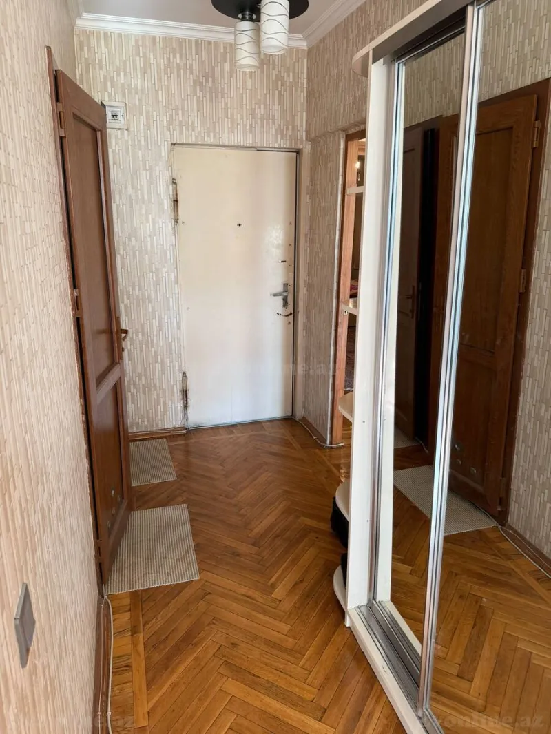 Kirayə verilir 2 otaqlı Mənzil Köhnə tikili 70 m² Azadlıq prospekti m. - şəkil 10