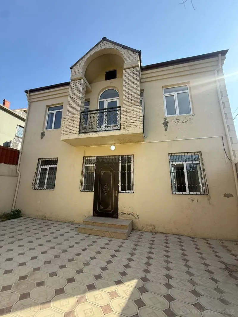 4 otaqlı Həyət evi 150 m² Əhmədli m. Satılır