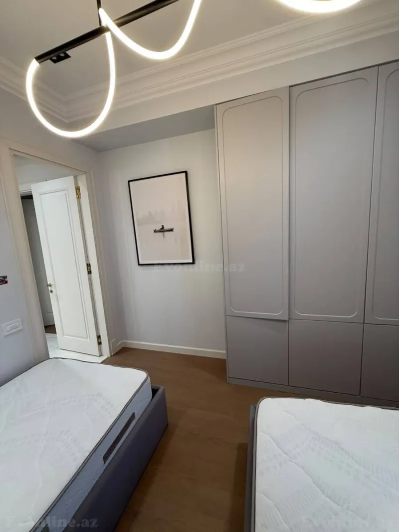 Kirayə verilir 4 otaqlı Mənzil Yeni tikili 140 m² Ağ şəhər - şəkil 9