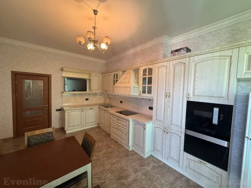 Kirayə verilir 3 otaqlı Mənzil Yeni tikili 140 m² Nəsimi r. - şəkil 2