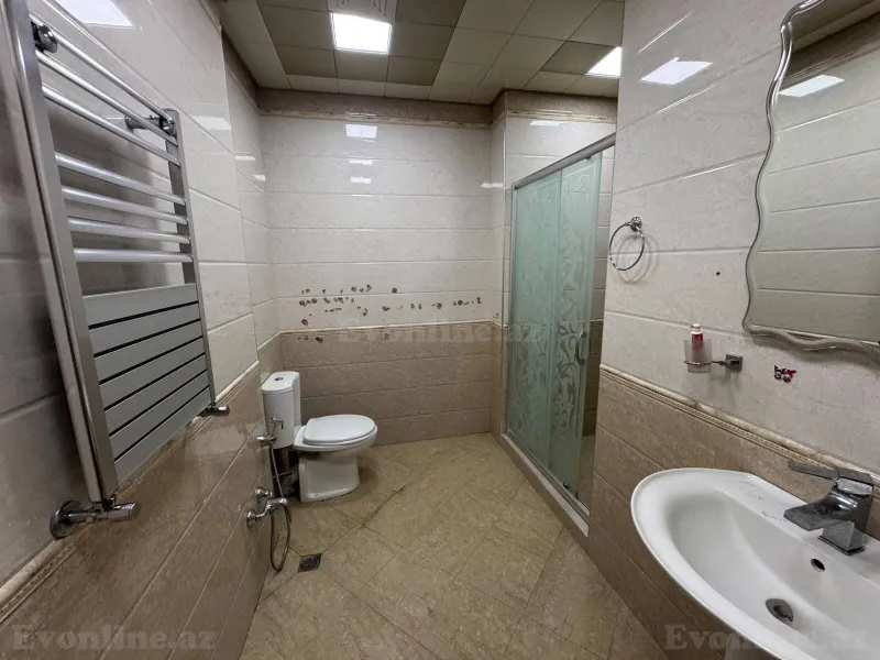 Kirayə verilir 3 otaqlı Mənzil Yeni tikili 140 m² Nəsimi r. - şəkil 10