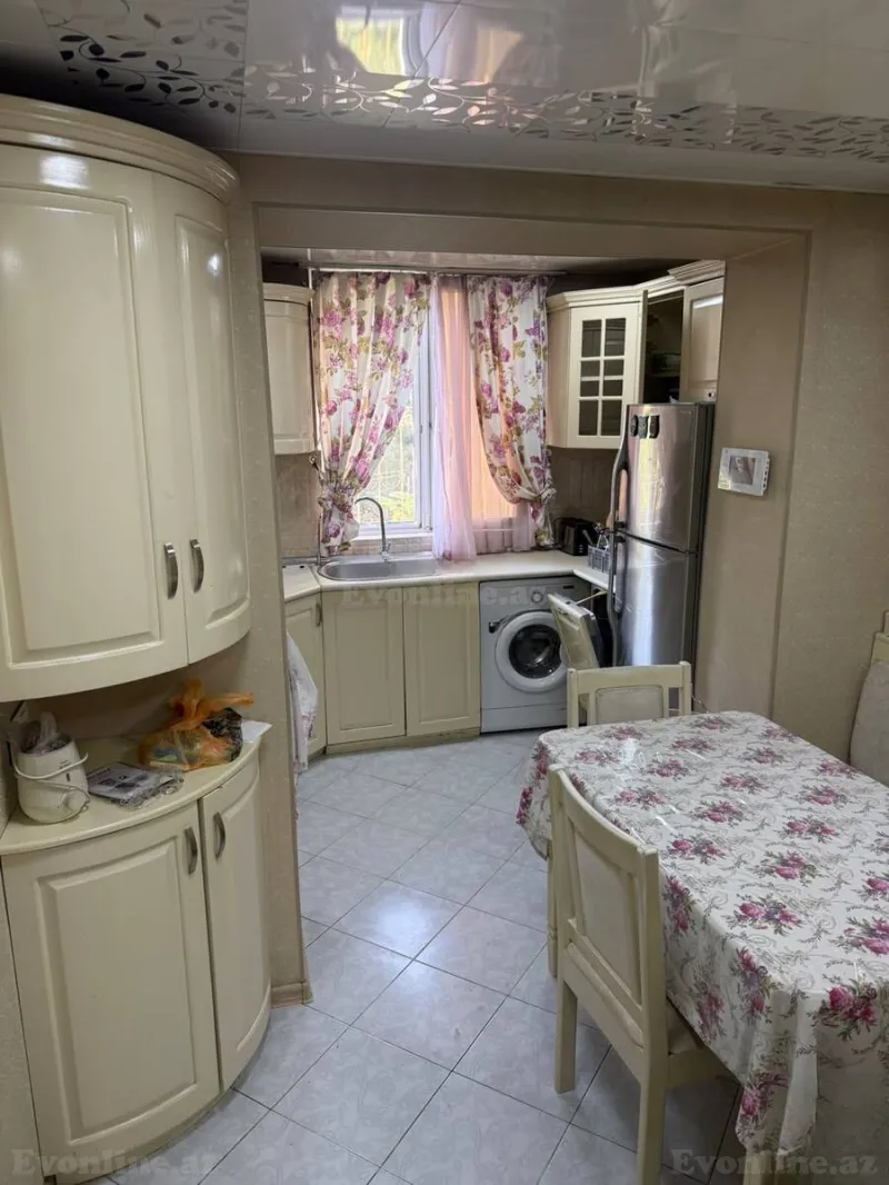 Kirayə verilir 3 otaqlı Mənzil Köhnə tikili 75 m² Elmlər Akademiyası m. - şəkil 8