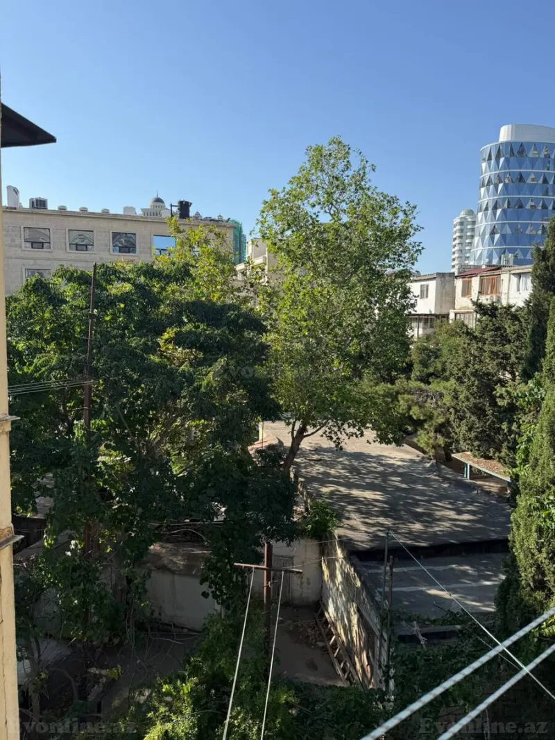 Kirayə verilir 3 otaqlı Mənzil Köhnə tikili 75 m² Elmlər Akademiyası m. - şəkil 9