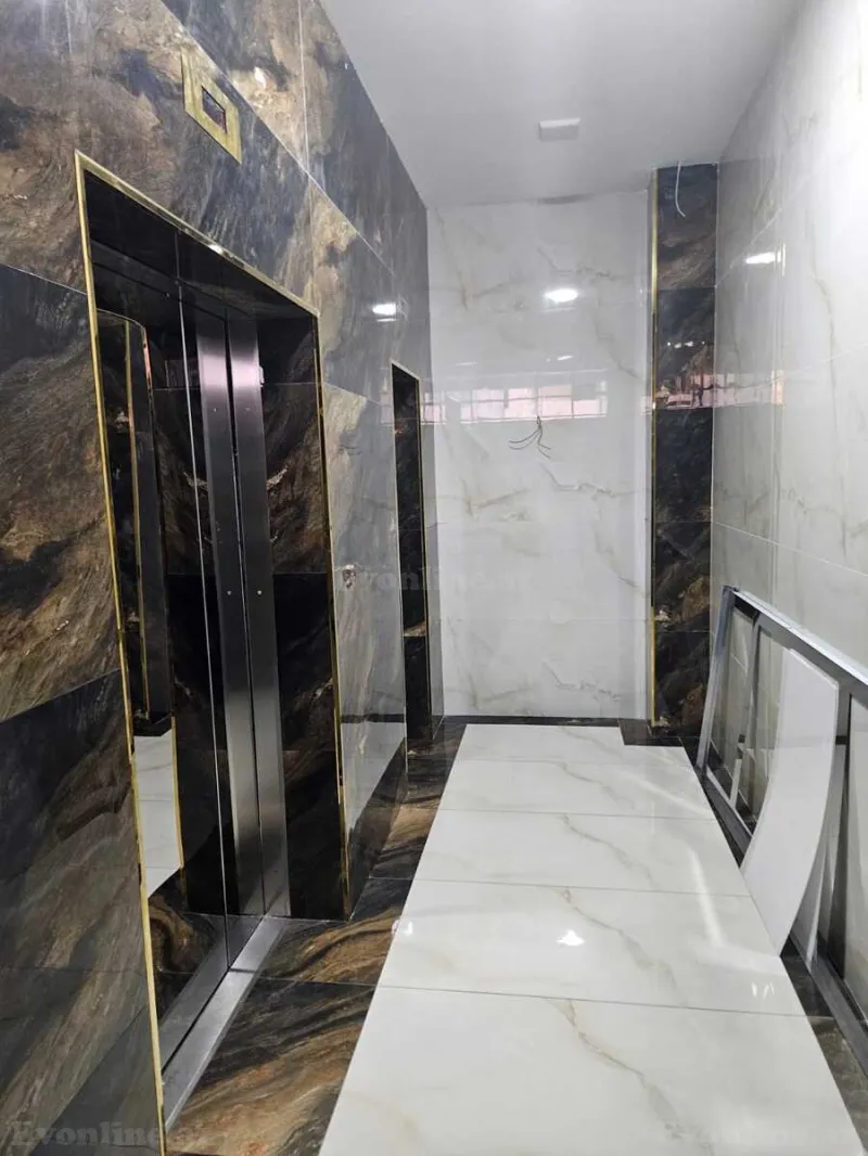 Satılır 2 otaqlı Mənzil Yeni tikili 90 m² Azadlıq prospekti m. - şəkil 4