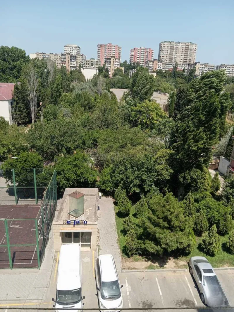 Satılır 3 otaqlı Mənzil Köhnə tikili 90 m² Memar Əcəmi m. - şəkil 4
