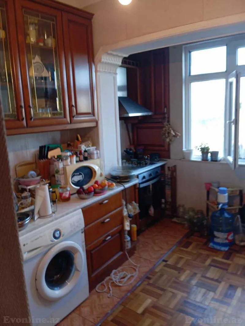 Satılır 3 otaqlı Mənzil Köhnə tikili 90 m² Memar Əcəmi m. - şəkil 10