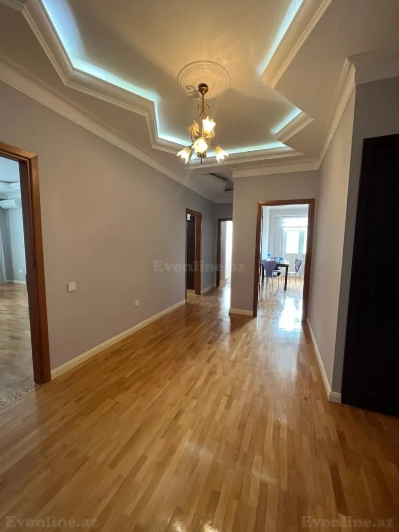 Satılır 4 otaqlı Mənzil Yeni tikili 156 m² Azadlıq prospekti m. - şəkil 2