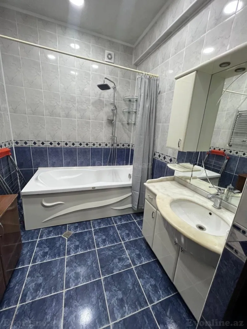 Satılır 4 otaqlı Mənzil Yeni tikili 156 m² Azadlıq prospekti m. - şəkil 8