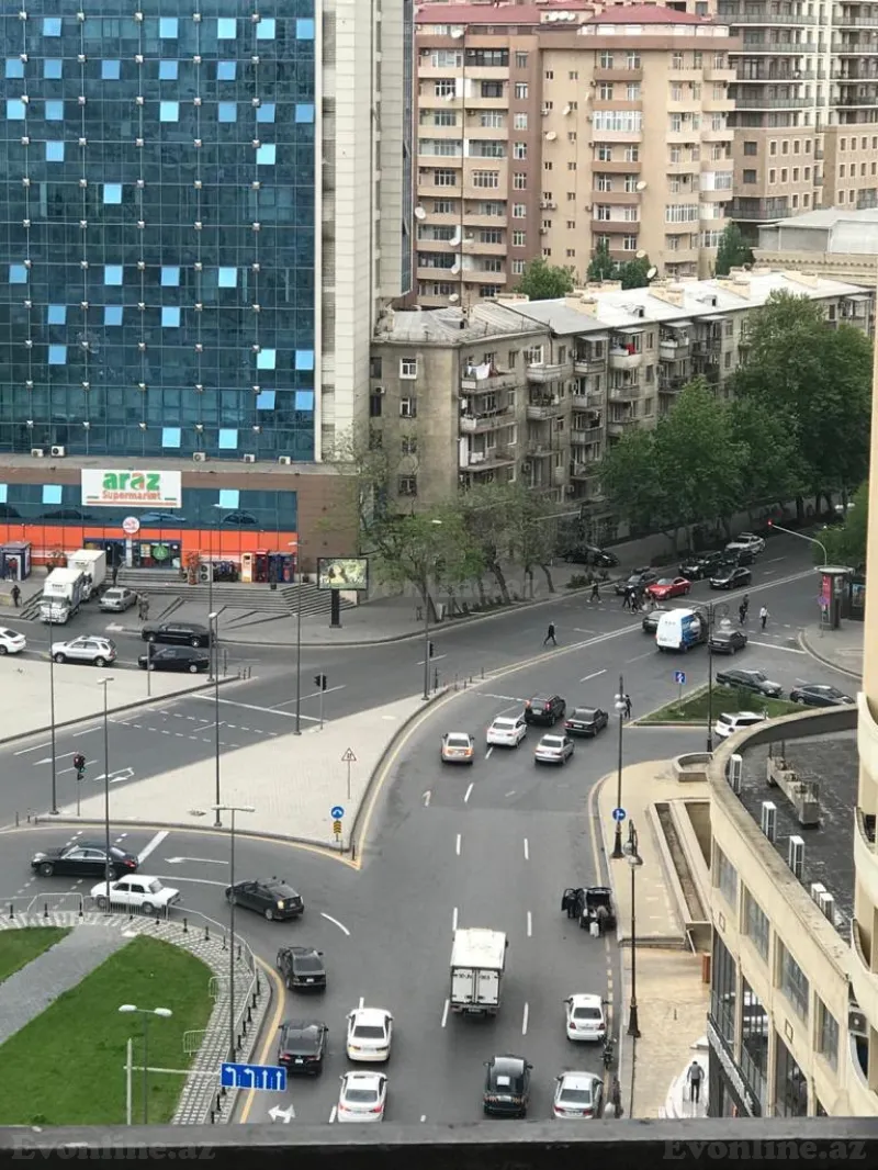 Satılır 4 otaqlı Mənzil Yeni tikili 204 m² Yasamal - şəkil 2