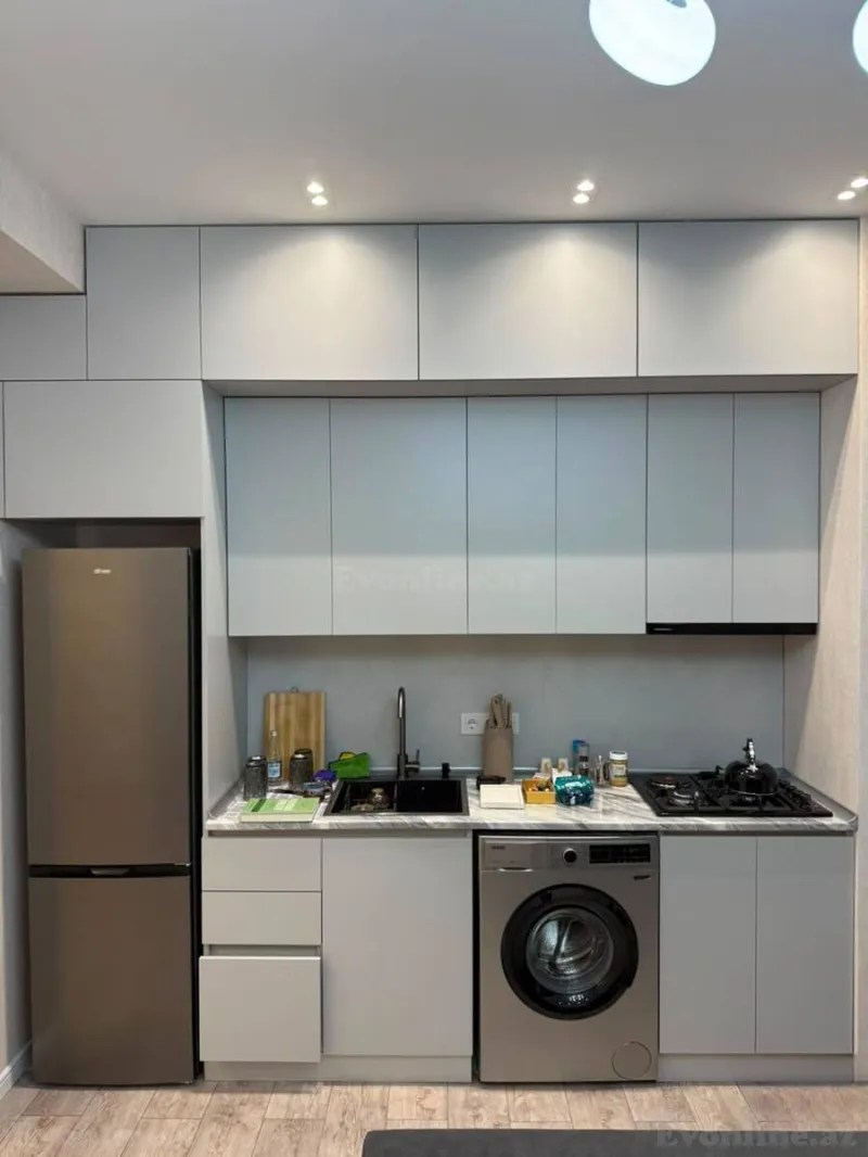 Kirayə verilir 3 otaqlı Mənzil Yeni tikili 90 m² İnşaatçılar m. - şəkil 5