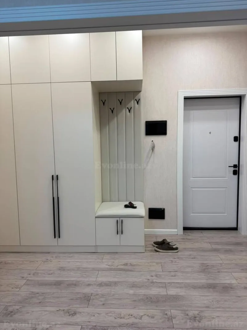 Kirayə verilir 3 otaqlı Mənzil Yeni tikili 90 m² İnşaatçılar m. - şəkil 7