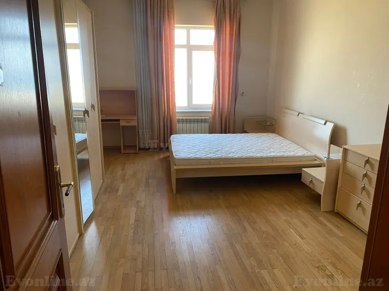 Kirayə verilir 7 otaqlı Mənzil Yeni tikili 350 m² Yasamal r. - şəkil 4