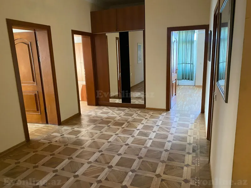 Kirayə verilir 7 otaqlı Mənzil Yeni tikili 350 m² Yasamal r. - şəkil 8