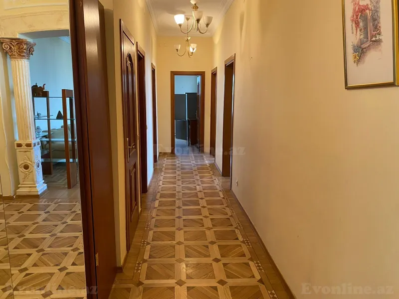 Kirayə verilir 7 otaqlı Mənzil Yeni tikili 350 m² Yasamal r. - şəkil 9