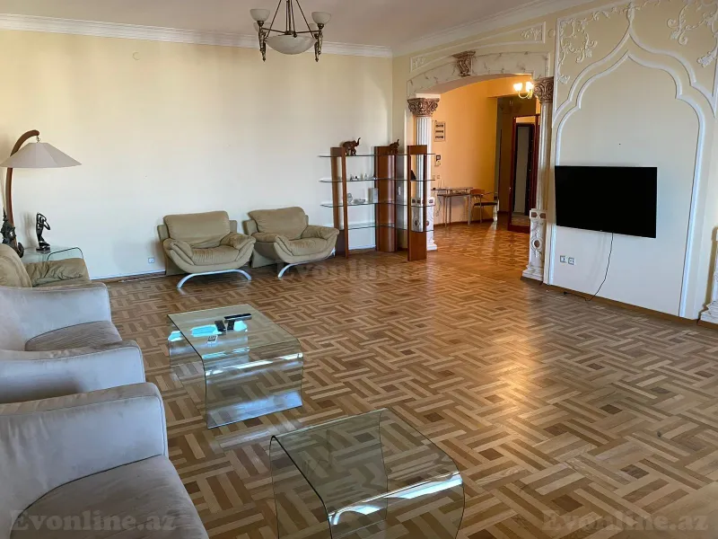 Kirayə verilir 7 otaqlı Mənzil Yeni tikili 350 m² Yasamal r. - şəkil 17