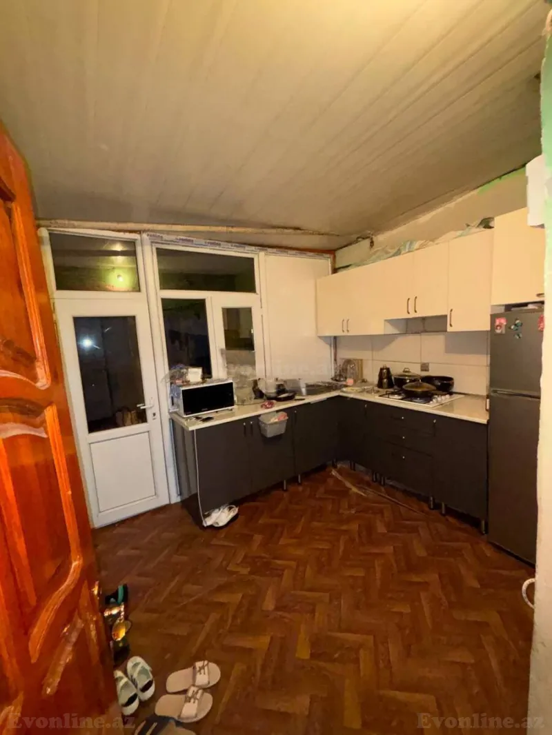 Satılır 3 otaqlı Həyət evi 100 m² 20 Yanvar m. - şəkil 8