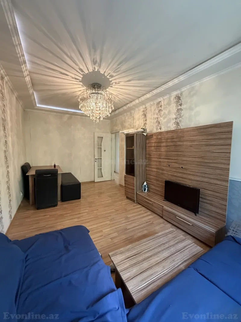 3 otaqlı Mənzil 75 m² Azadlıq prospekti m. Kirayə verilir