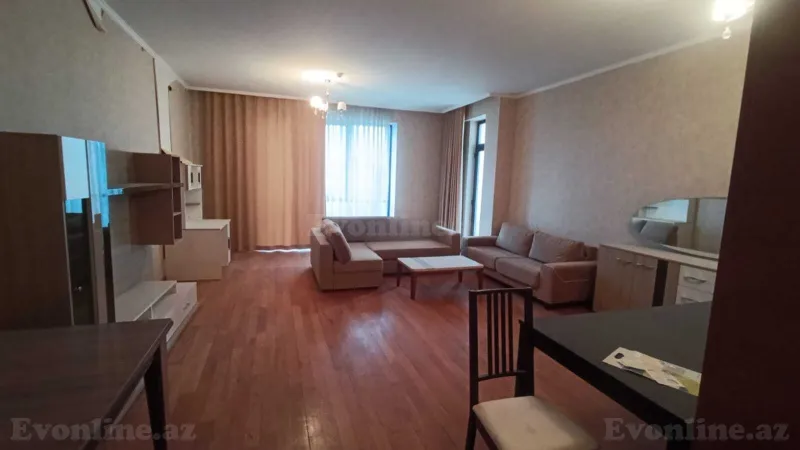 3 otaqlı Mənzil 170 m² Nizami m. Satılır