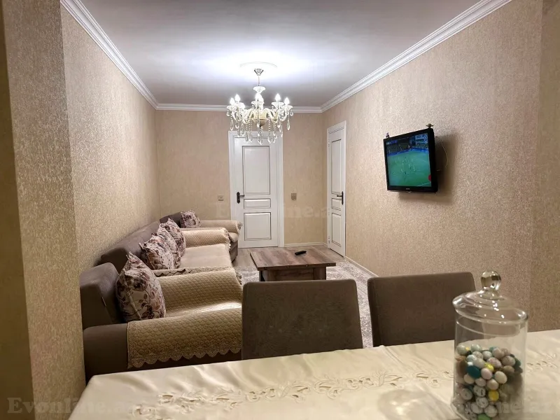 Satılır 3 otaqlı Mənzil Köhnə tikili 75 m² Nəriman Nərimanov m. - şəkil 2