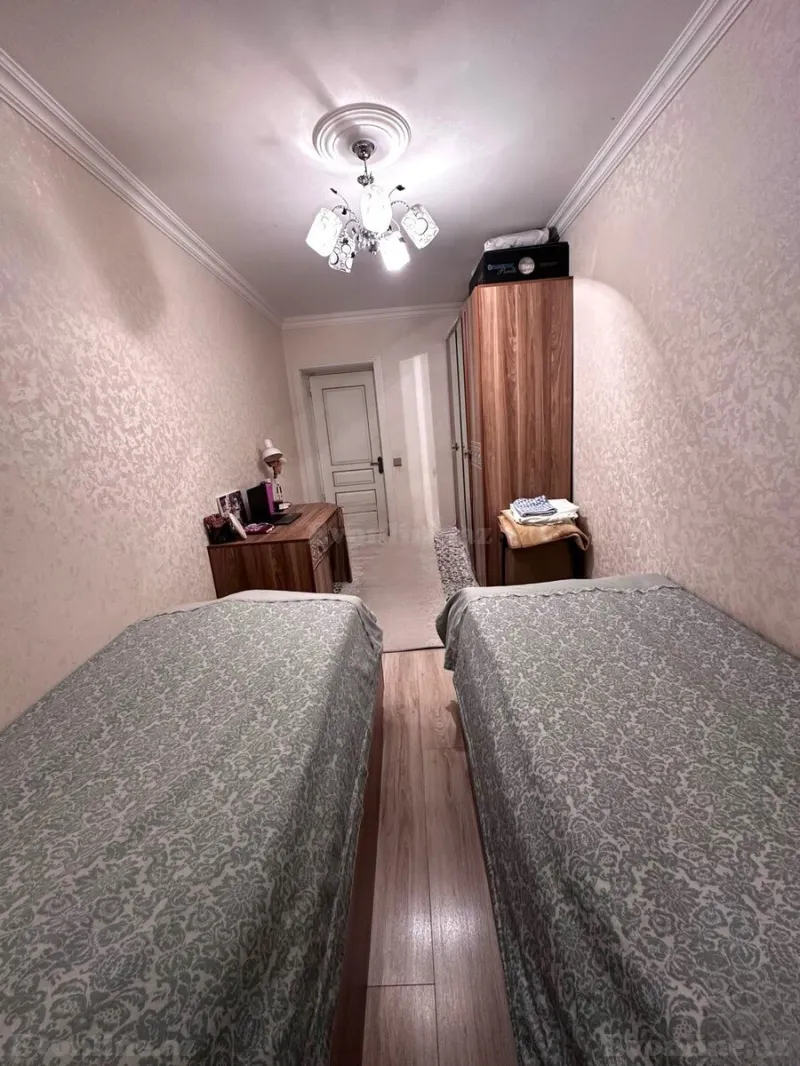 Satılır 3 otaqlı Mənzil Köhnə tikili 75 m² Nəriman Nərimanov m. - şəkil 4