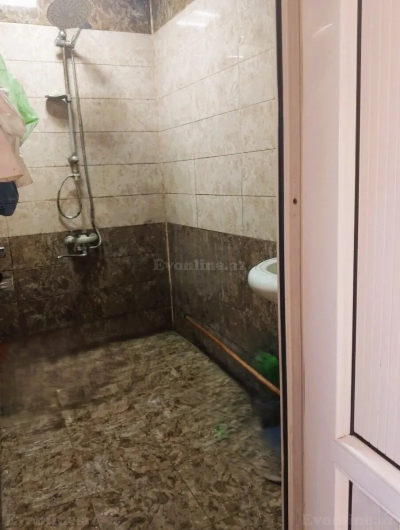 Satılır 3 otaqlı Mənzil Köhnə tikili 80 m² Yeni Günəşli - şəkil 10