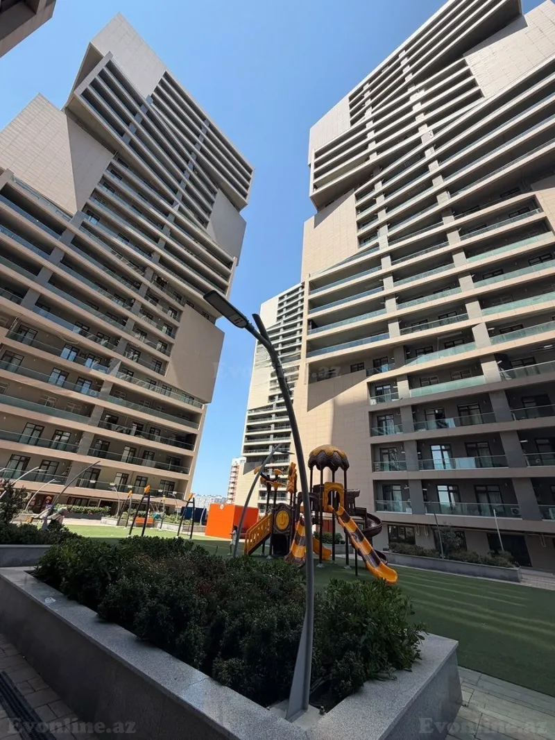 Satılır 4 otaqlı Mənzil Yeni tikili 178 m² 8 Noyabr m. - şəkil 2