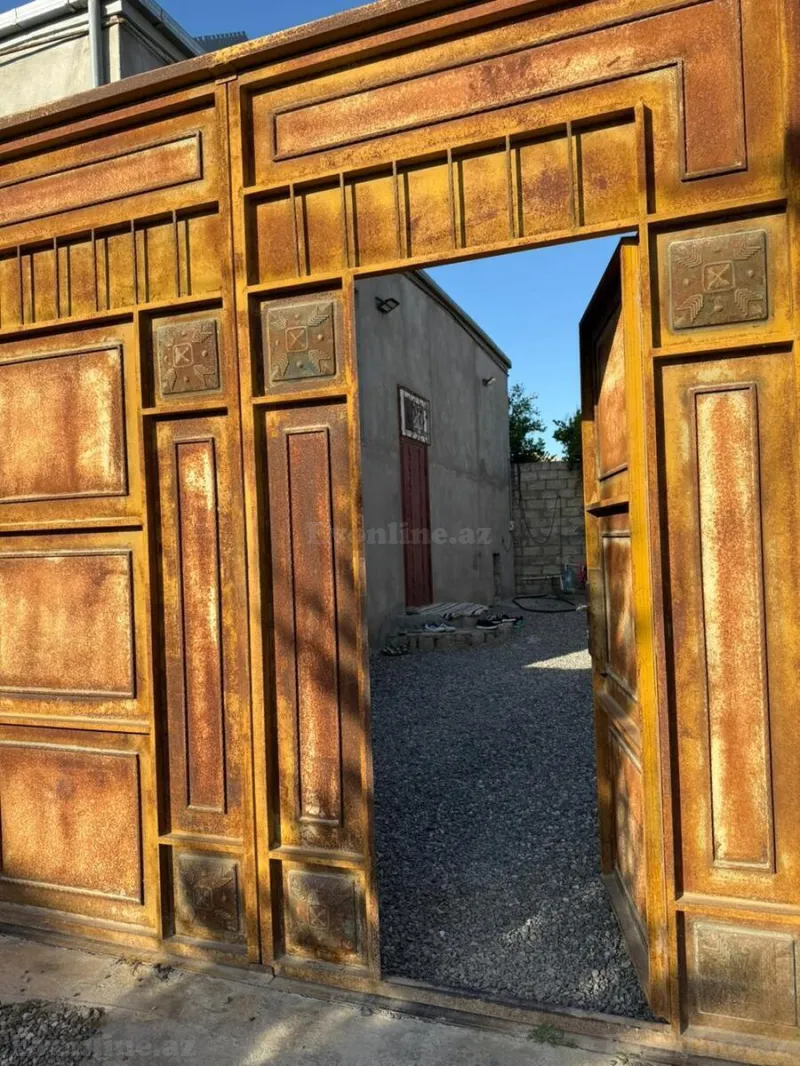 6 otaqlı Həyət evi 130 m² Binə Satılır