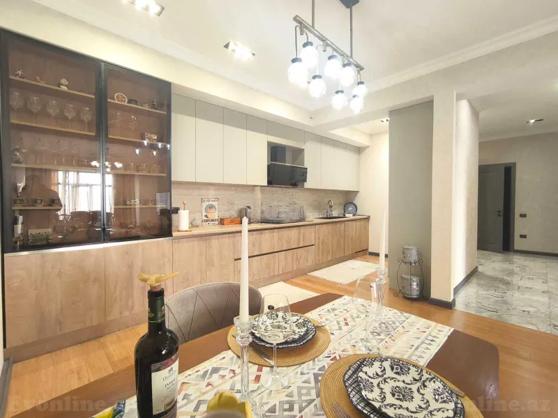 Kirayə verilir 3 otaqlı Mənzil Yeni tikili 130 m² Xətai r. - şəkil 7