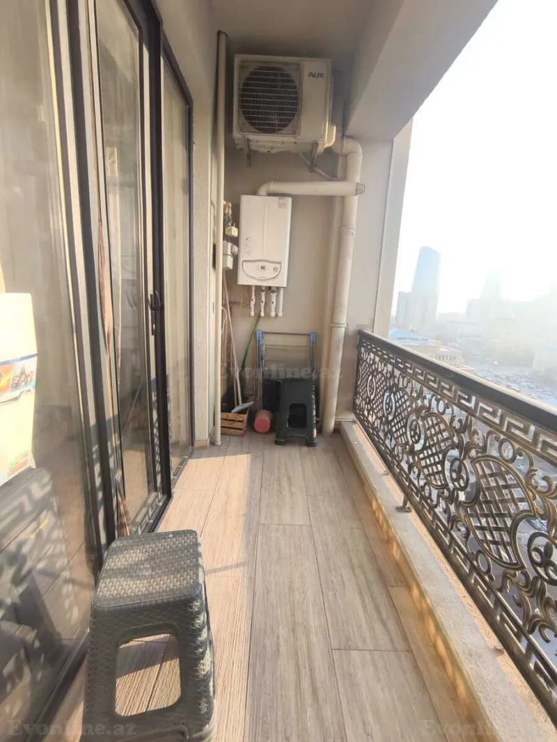Kirayə verilir 3 otaqlı Mənzil Yeni tikili 130 m² Xətai r. - şəkil 11