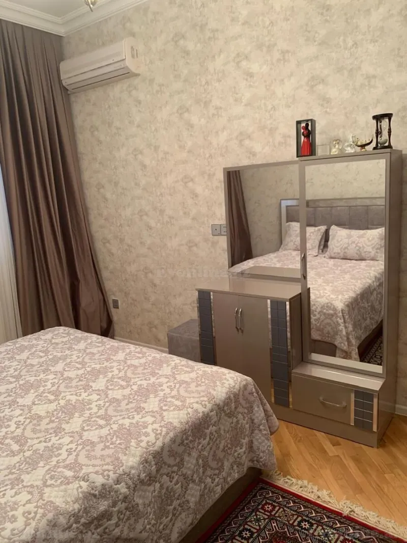 Satılır 3 otaqlı Mənzil Yeni tikili 82 m² 8 Noyabr m. - şəkil 9