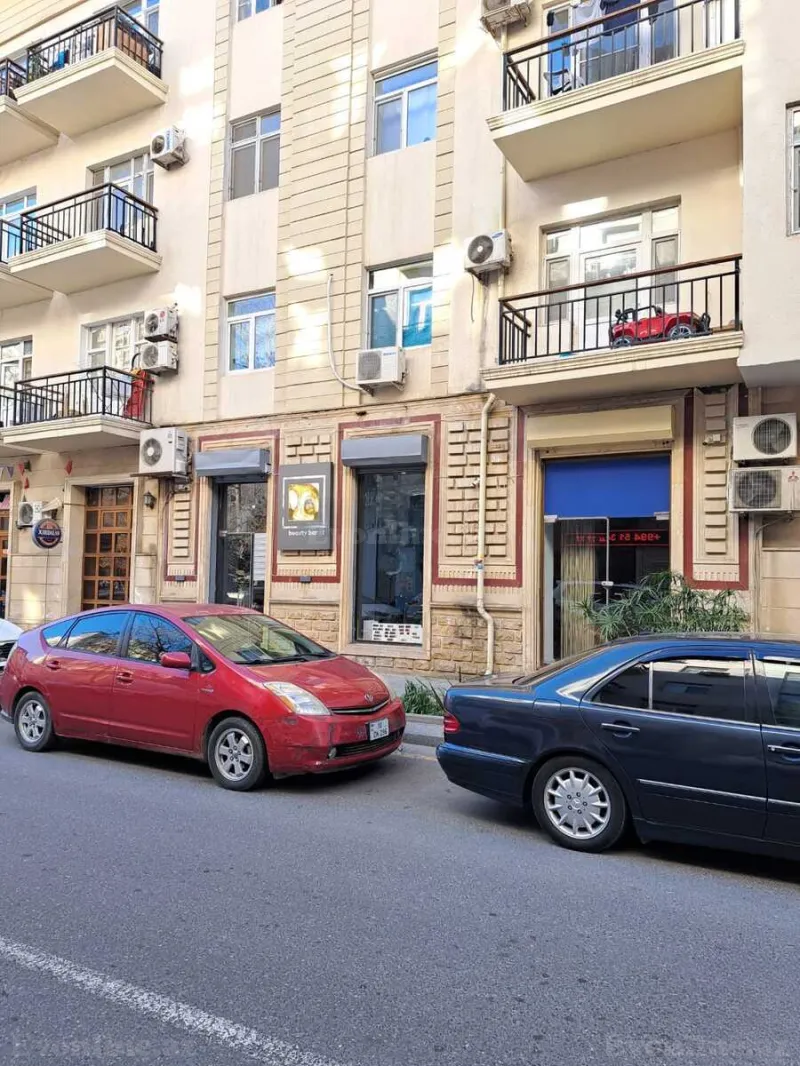 Kirayə verilir Obyekt 40 m² 28 May m.