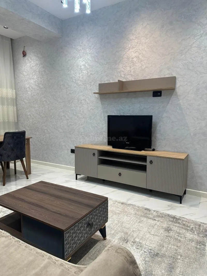 2 otaqlı Mənzil 60 m² Xətai r. Kirayə verilir