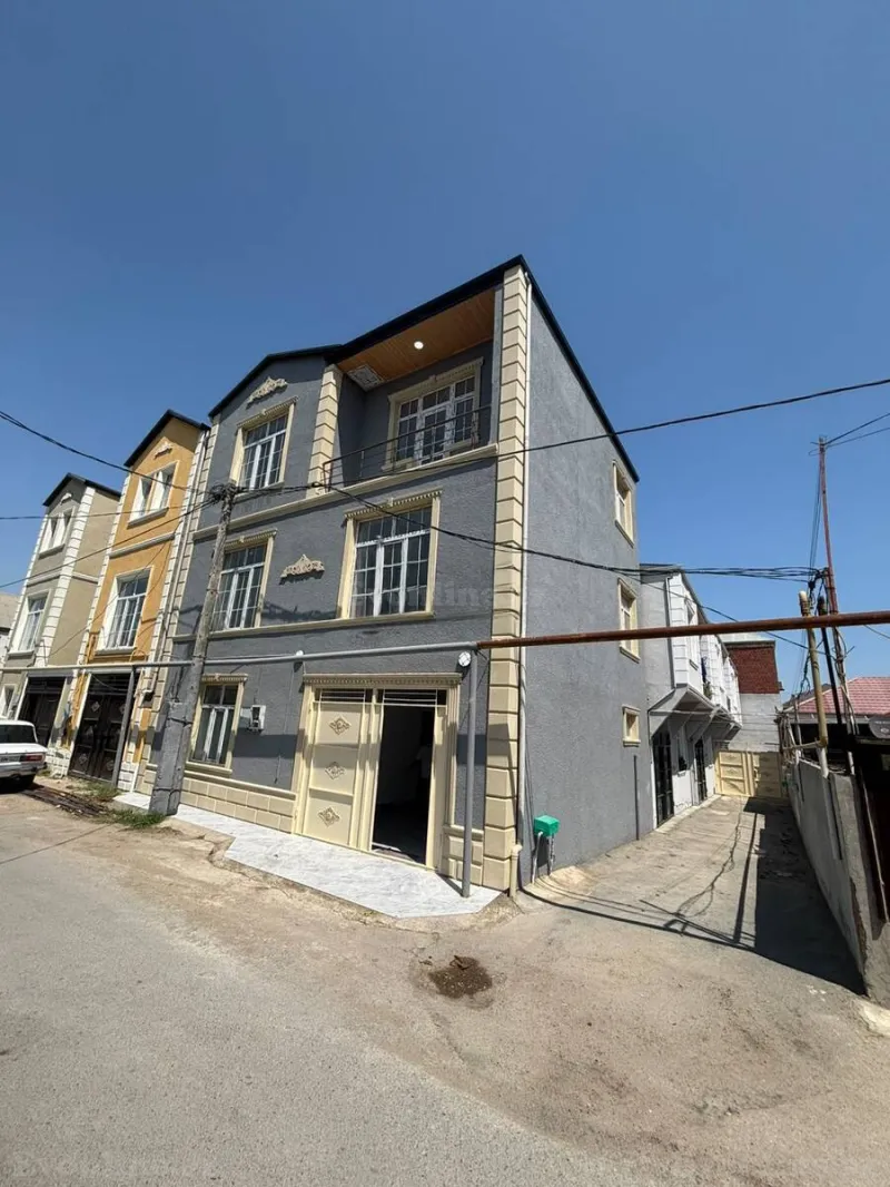 Satılır 8 otaqlı Həyət evi 300 m² Xırdalan