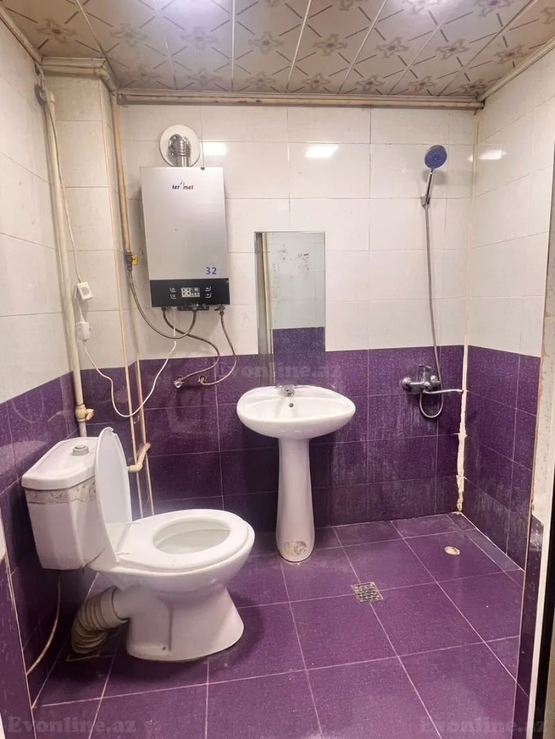 Kirayə verilir 2 otaqlı Mənzil Köhnə tikili 45 m² Qara Qarayev m. - şəkil 7
