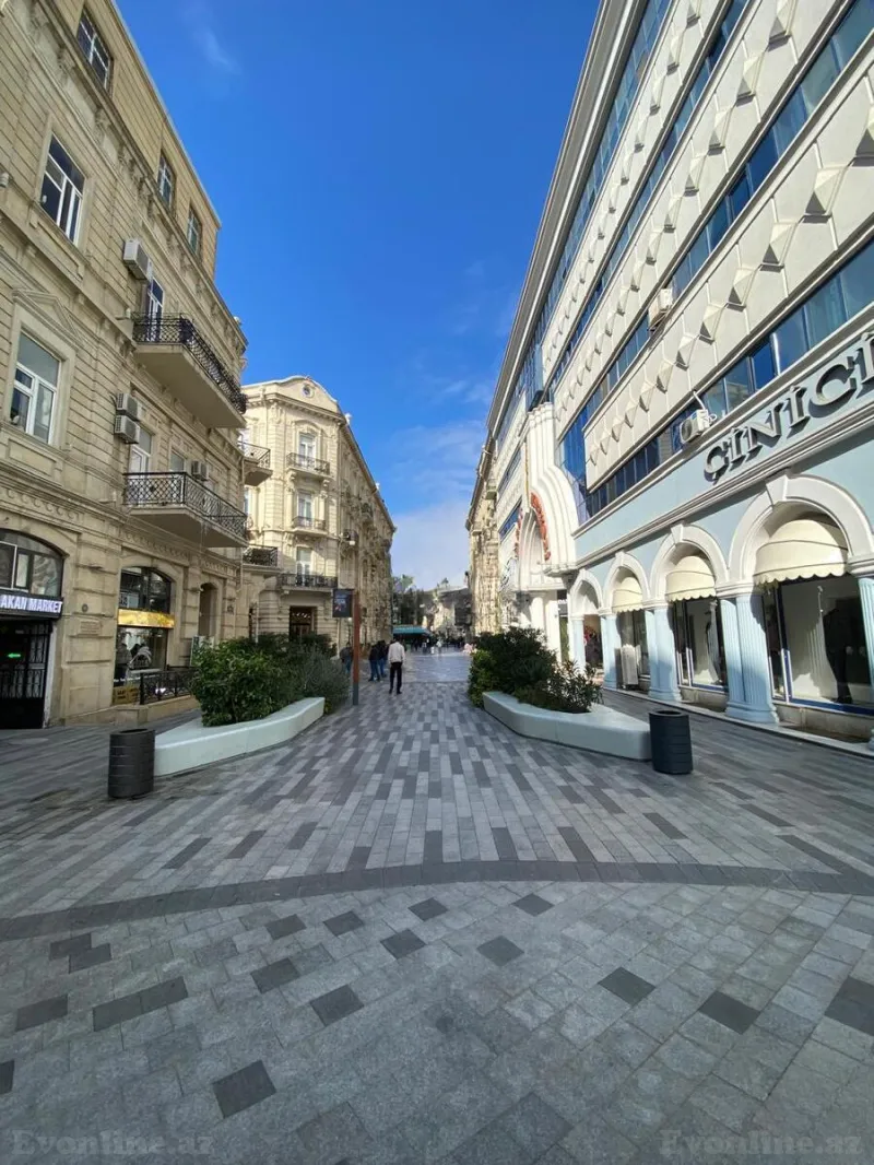 Satılır 3 otaqlı Mənzil Köhnə tikili 60 m² Sahil m. - şəkil 5