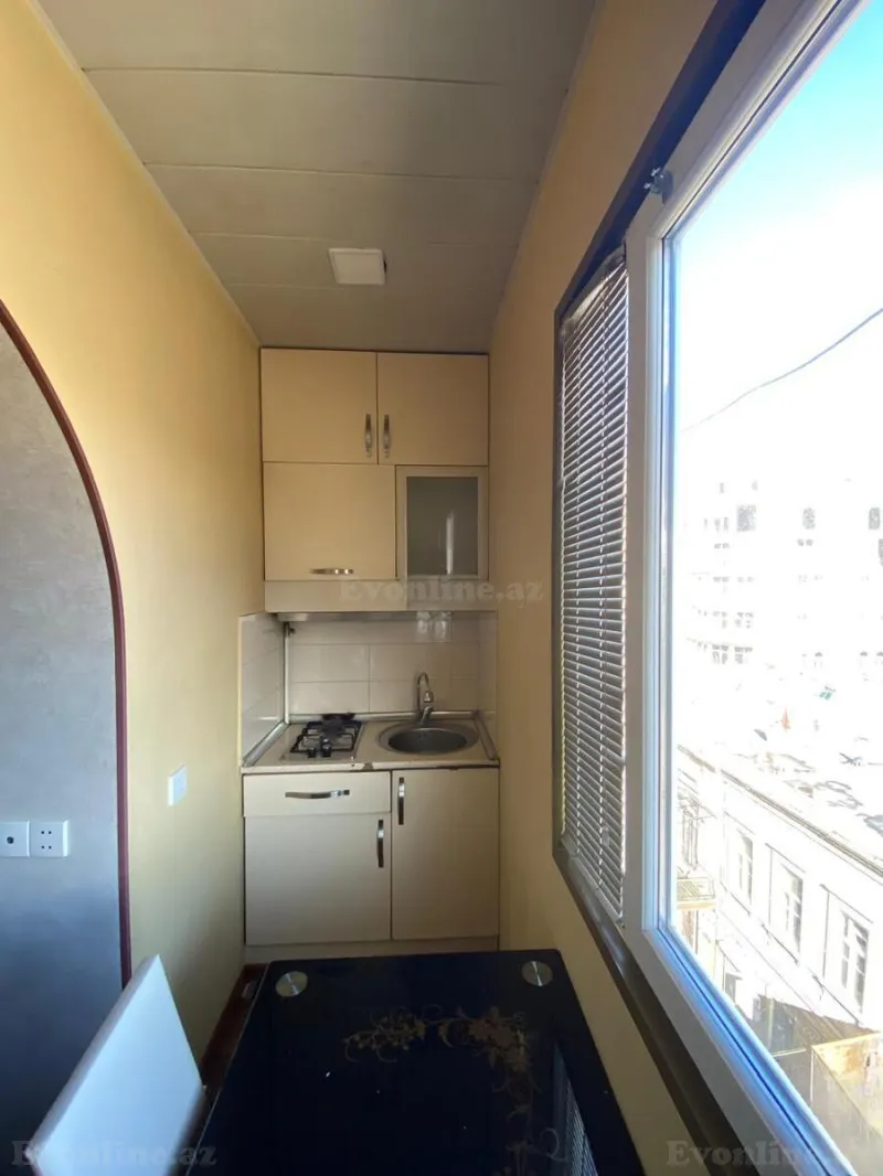 Satılır 3 otaqlı Mənzil Köhnə tikili 60 m² Sahil m. - şəkil 12