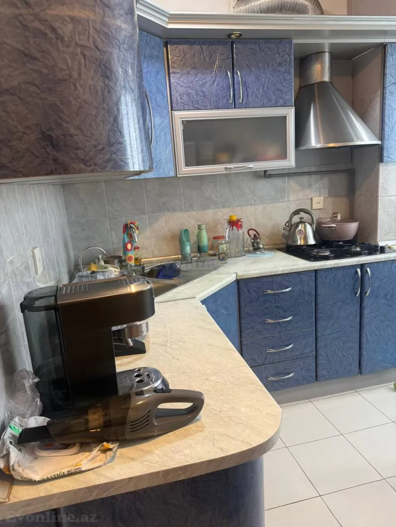 Satılır 2 otaqlı Mənzil Köhnə tikili 70 m² Memar Əcəmi m. - şəkil 12