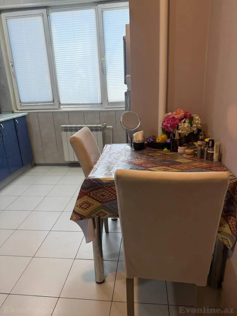 Satılır 2 otaqlı Mənzil Köhnə tikili 70 m² Memar Əcəmi m. - şəkil 15