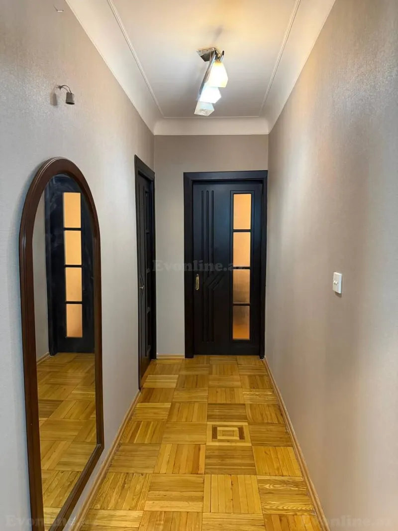 Satılır 2 otaqlı Mənzil Köhnə tikili 70 m² Memar Əcəmi m. - şəkil 18