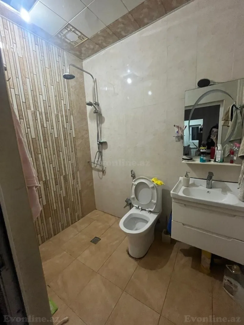 3 otaqlı Mənzil 60 m² 28 May m. Satılır