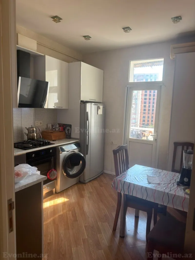 Satılır 3 otaqlı Mənzil Köhnə tikili 60 m² 28 May m. - şəkil 4