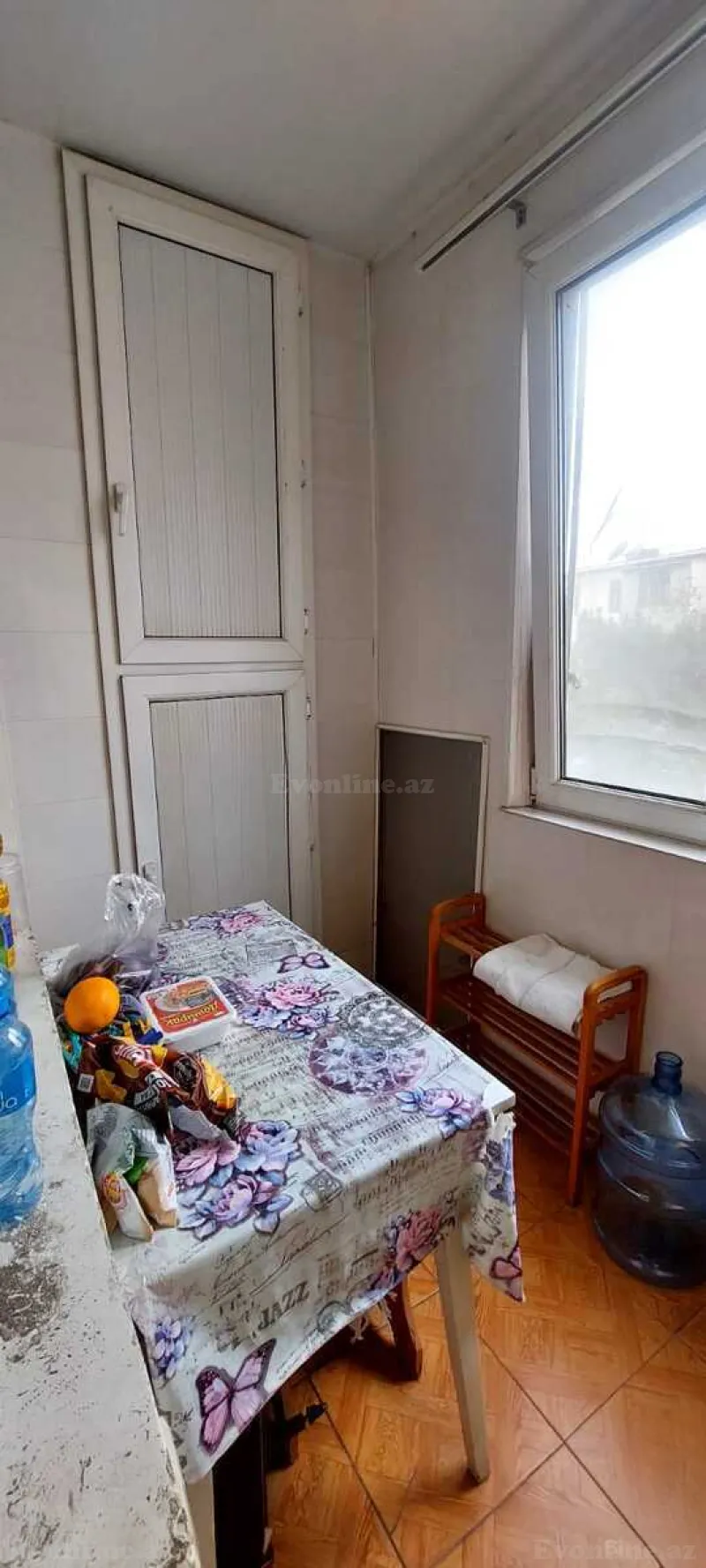 Satılır 3 otaqlı Mənzil Köhnə tikili 75 m² Memar Əcəmi m. - şəkil 2
