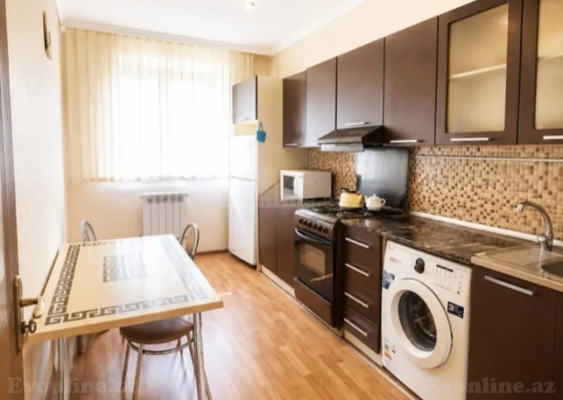 Kirayə verilir 2 otaqlı Mənzil Köhnə tikili 75 m² Gənclik m. - şəkil 6