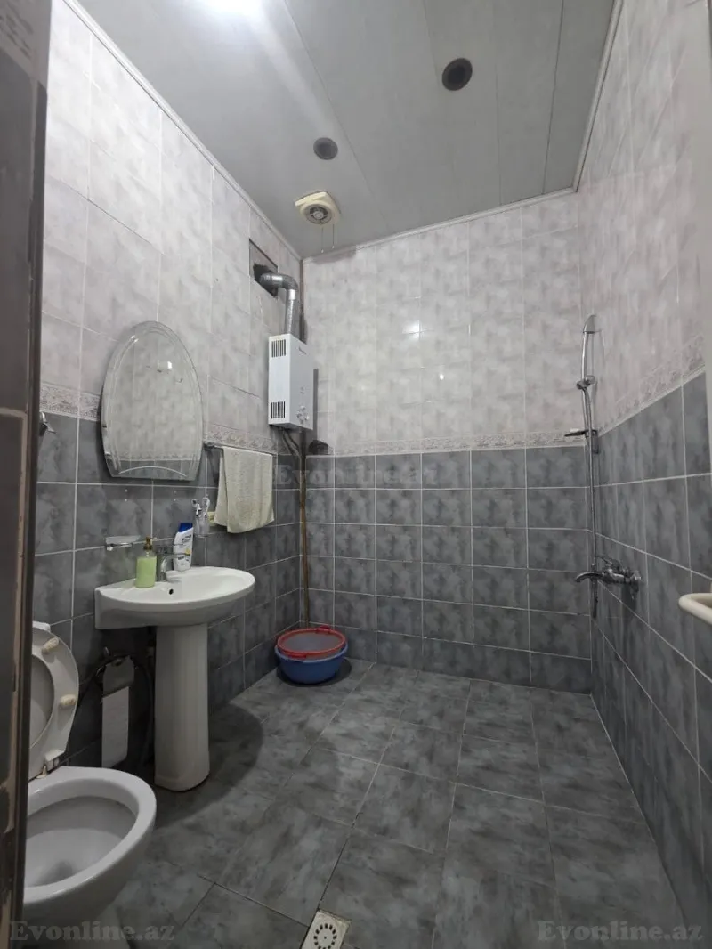 Satılır 5 otaqlı Həyət evi 200 m² Memar Əcəmi m. - şəkil 8