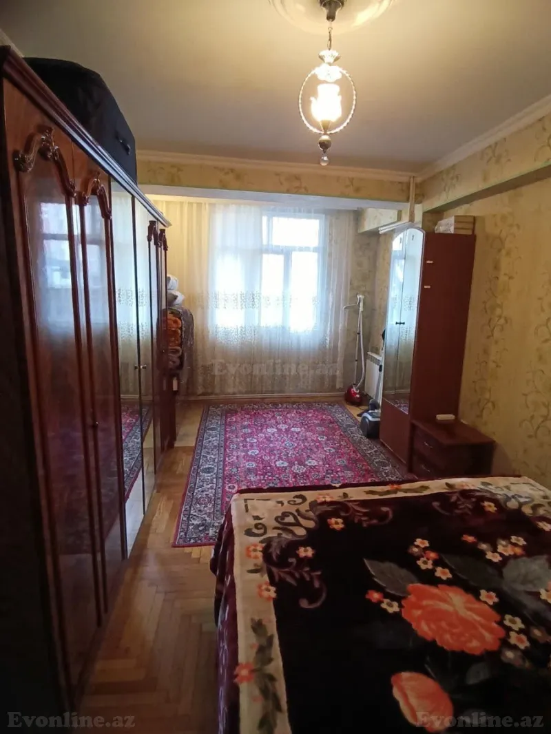 Satılır 2 otaqlı Mənzil Köhnə tikili 55 m² Nərimanov r. - şəkil 2