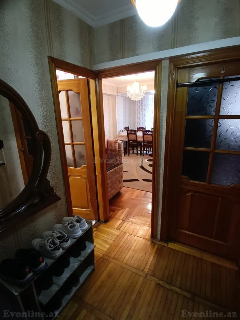 Satılır 2 otaqlı Mənzil Köhnə tikili 55 m² Nərimanov r. - şəkil 9