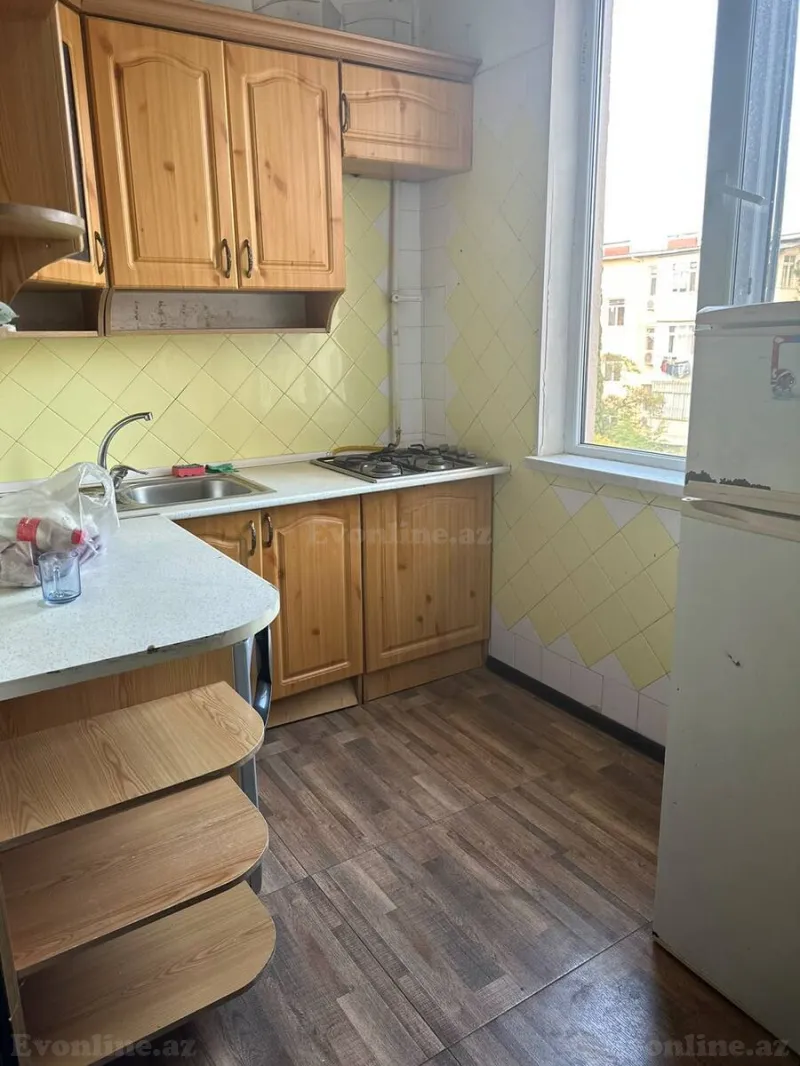 Kirayə verilir 2 otaqlı Mənzil Köhnə tikili 56 m² Memar Əcəmi m. - şəkil 5