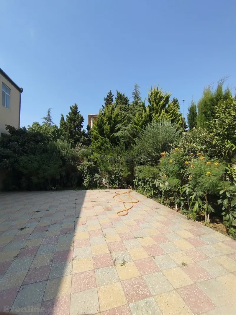 Satılır 5 otaqlı Həyət evi 177 m² Novxanı - şəkil 2