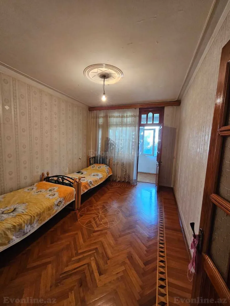 Satılır 5 otaqlı Mənzil Köhnə tikili 130 m² Azadlıq prospekti m. - şəkil 7